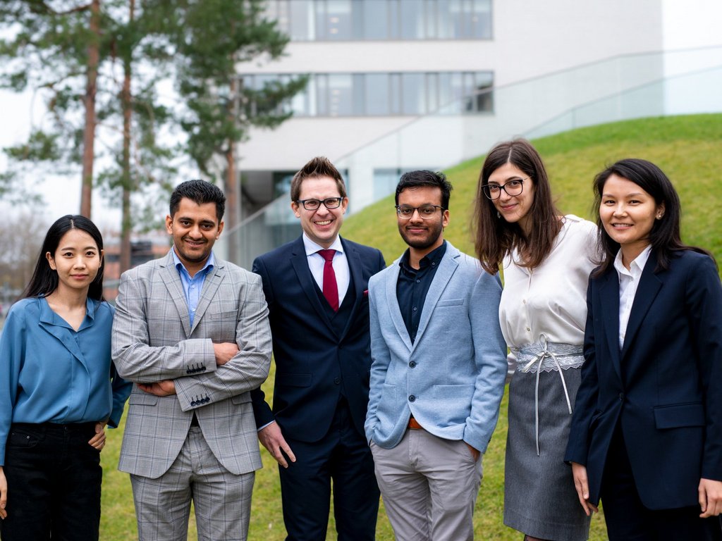 Choi, Daun; Sriraman, Sairam; Prof. Wuttke, David; Mohadikar, Mrunal; Carraro, Michela; Marlenova, Begimai