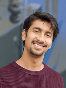 aazar ali shat smiling