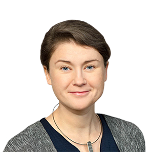 Headshot of Prof. Dr. Ruth Müller, a young woman smiling on a simple white  background.